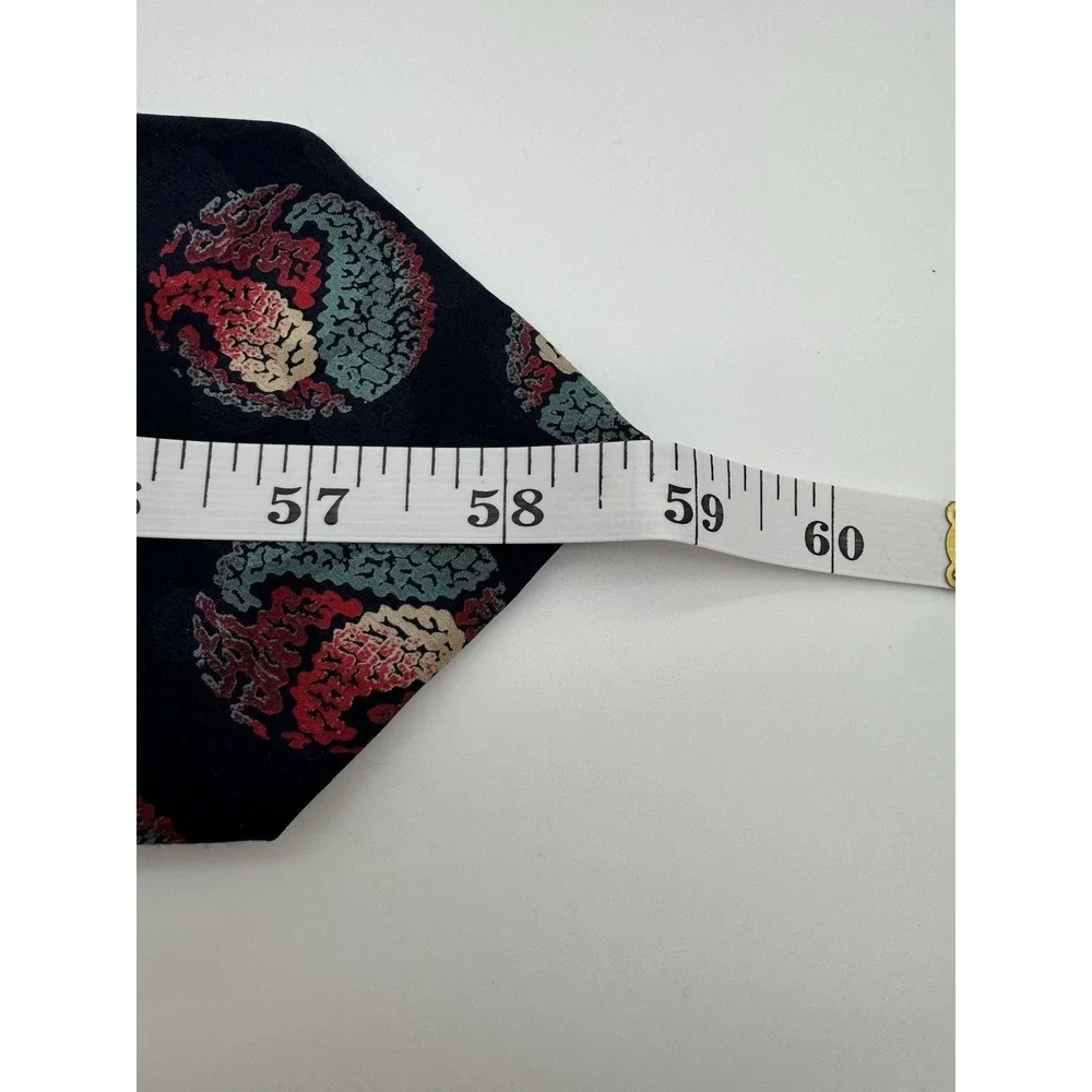 Gianni Versace Silk‎ Tie Neiman Marcus Navy Abstract Paisley Medallion Italy